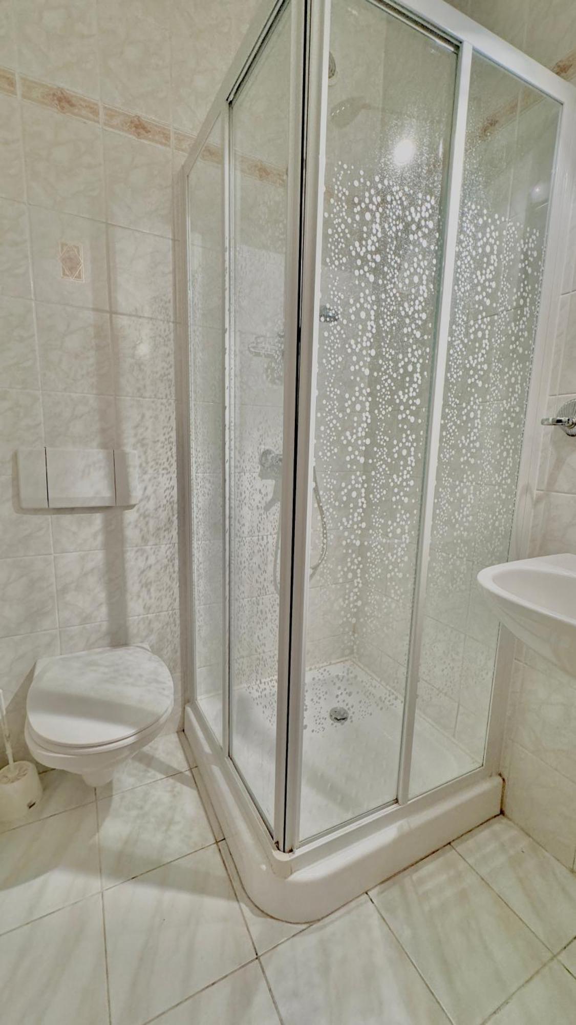 5 Haloszobas Wellness Vip House - Privat Medence Siofok Luaran gambar