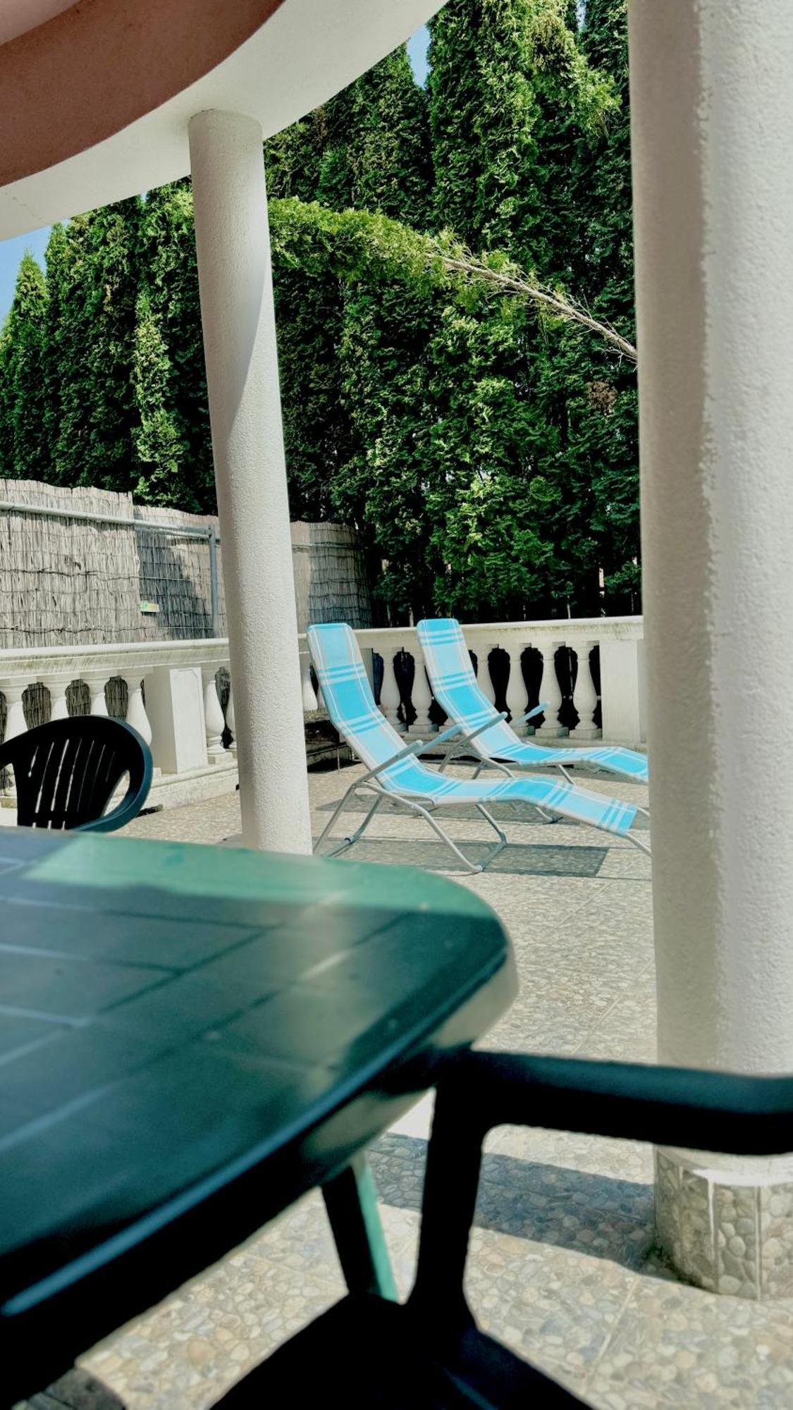 5 Haloszobas Wellness Vip House - Privat Medence Siofok Luaran gambar