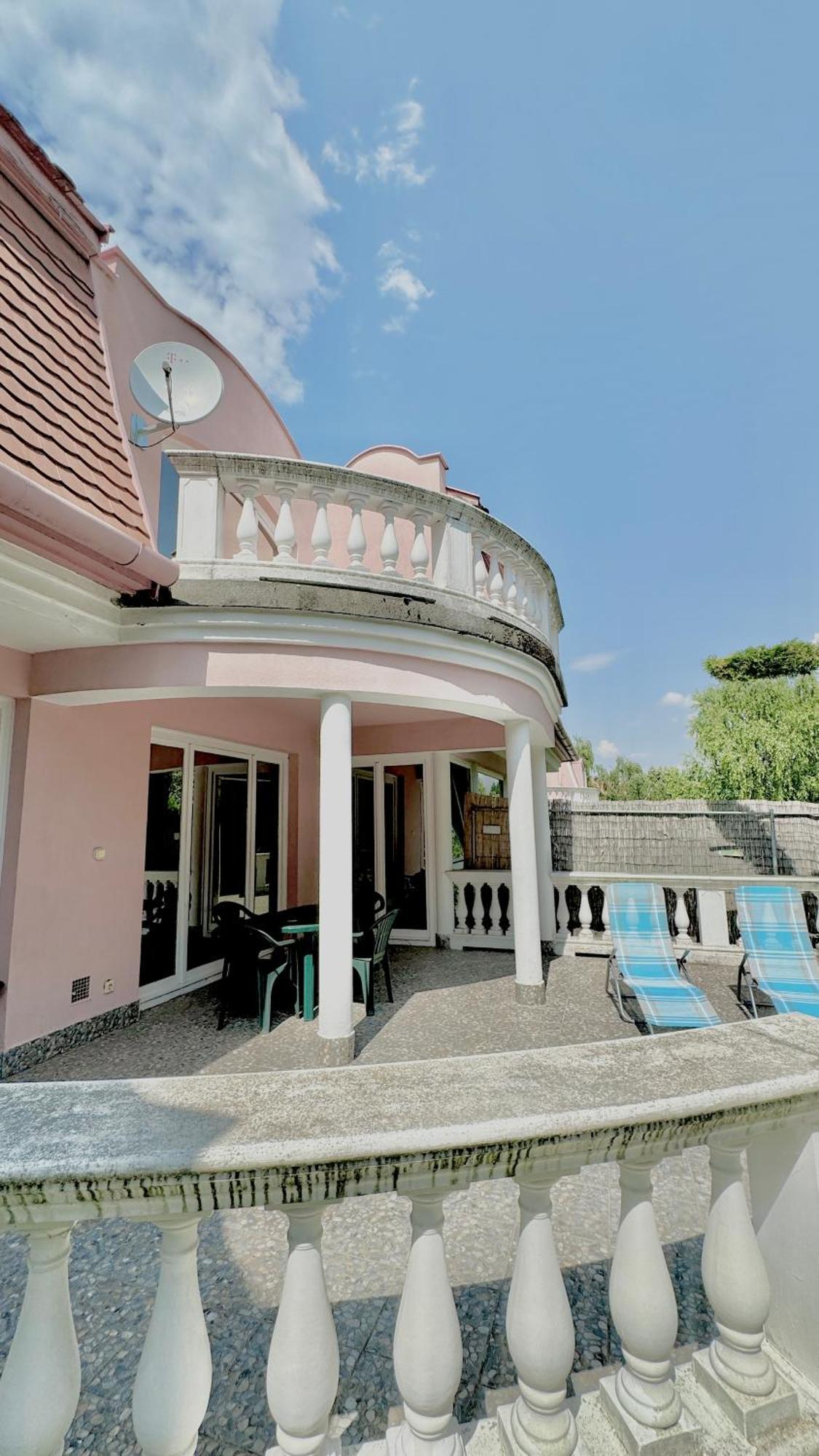 5 Haloszobas Wellness Vip House - Privat Medence Siofok Luaran gambar